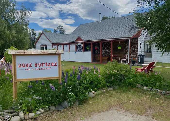 Rose Cottage Bed & Breakfast Valemount