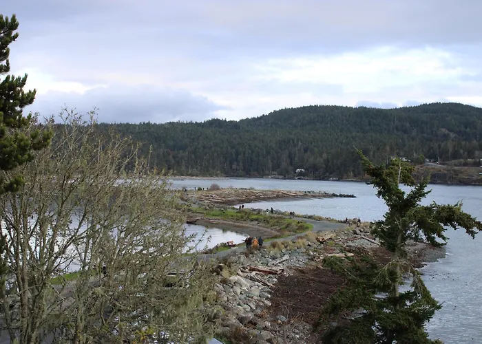 Sooke Harbour House Hotel