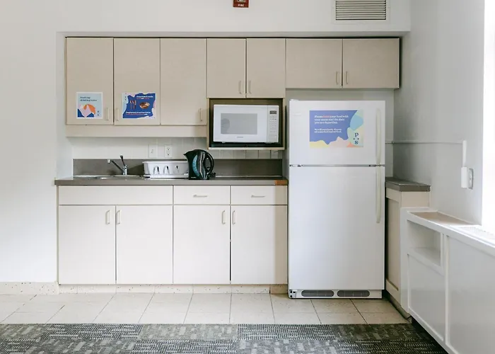 Pet friendly Pacific Spirit Hostel Vancouver