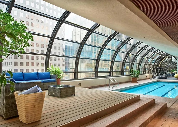 Hotéis de luxo em Vancouver perto de Harbour Centre