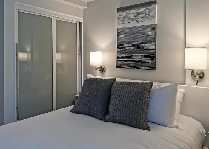 Alpenglow Lodge Hygge Getaway By Mva Whistler