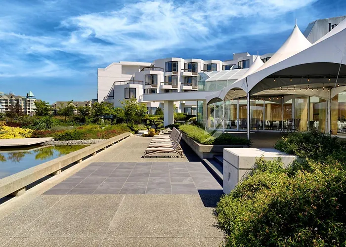 Luxury Hotels in Victoria