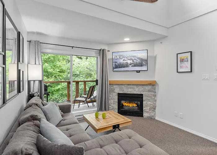 Glaciers Reach By Allseason Vacation Rentals Whistler