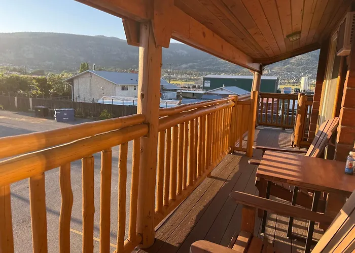 Pet friendly Merritt Lodge