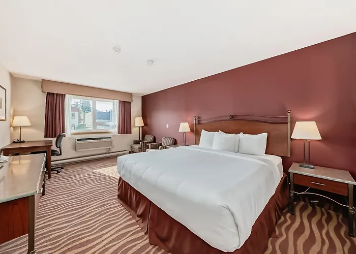 Invermere Inn