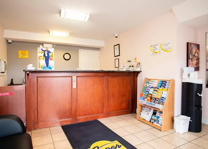 Super 8 By Wyndham Kamloops East Motel