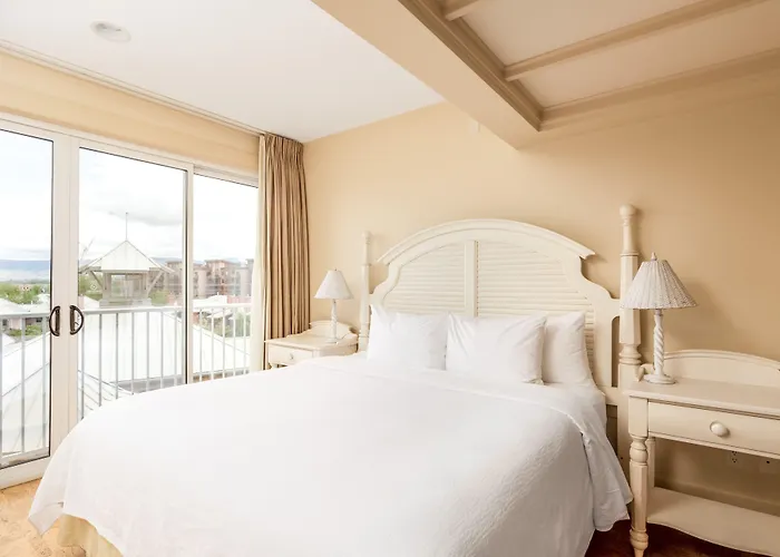 Hotel Eldorado At Eldorado Resort Kelowna 5 star