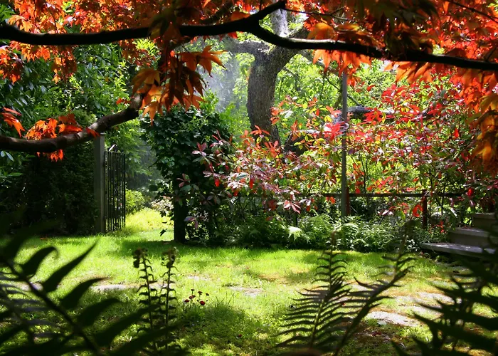 Thistledown House West Vancouver