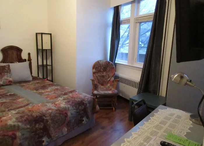Chameleon Hotel Castlegar