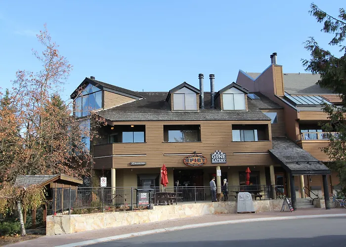 Rainbow Suites By Whistler Retreats