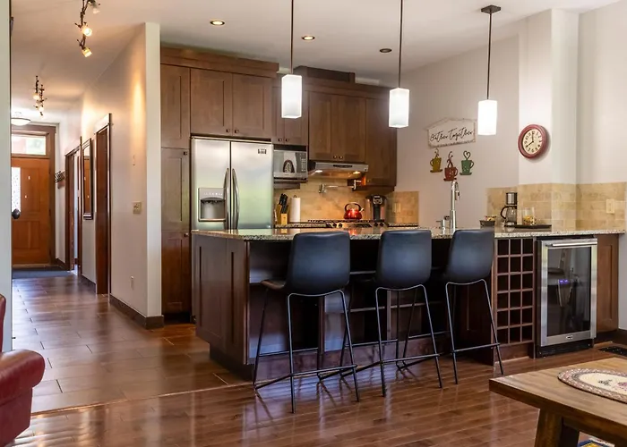 Luxurious 901 Condos By Fernie Central Reservations