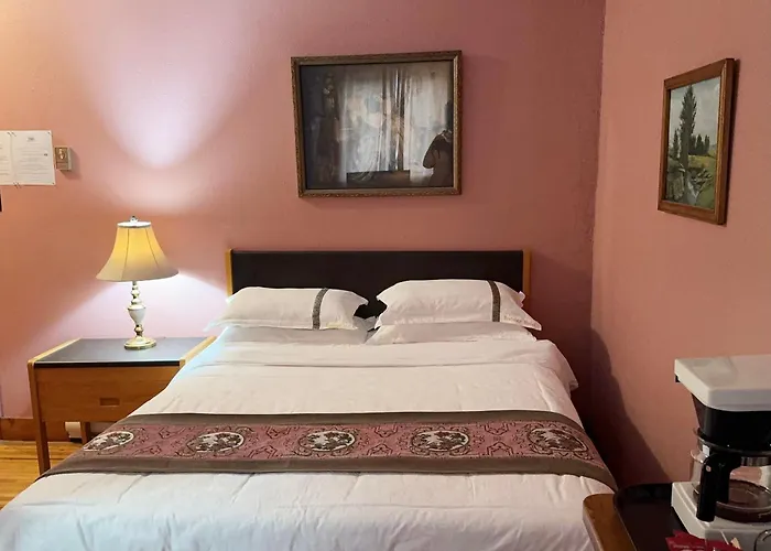 Rodmay Heritage Hotel Powell River With Golf Course