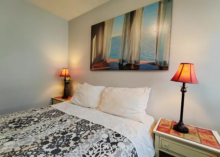 Bed Plus House Close Yvr Airport Richmond