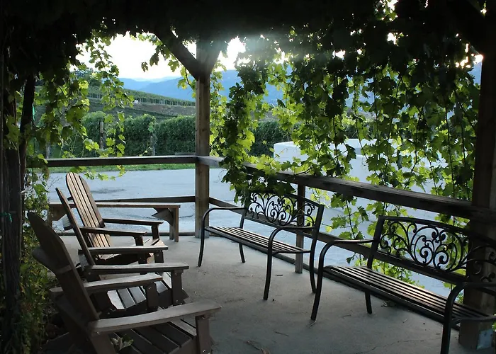 D'Angelo Winery Farm House Penticton