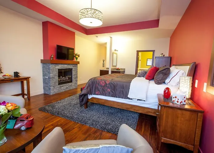 Hillcrest Farm Market B&B Kelowna