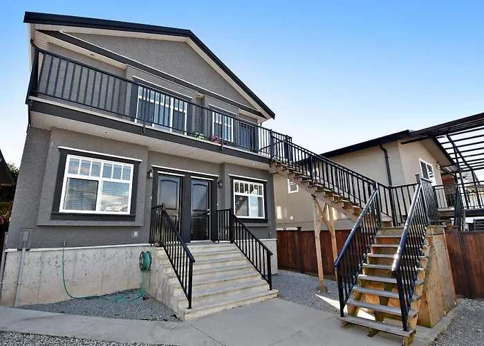 Rare Find Exquisitely New Quiet & Safe Skytrain Home Vancouver